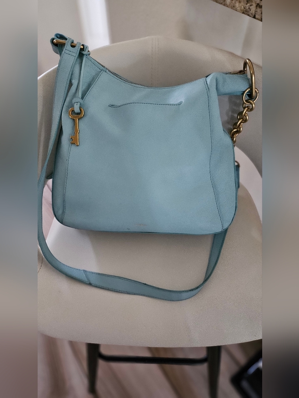 Fossil Leather Crossbody Bag Blue Teal Shoulder Purse Gold Chain Strap Medium. - Picture 2 of 16